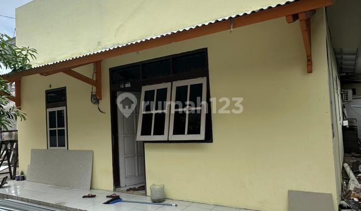 Comfortable and Exclusive Rental House with Own Fence and Car Parking