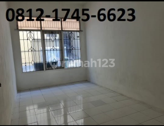 Exclusive Rental House 2 Bedrooms Within Own Fence in Bekasi Flood-Free Free Car Parking and Free Wifi