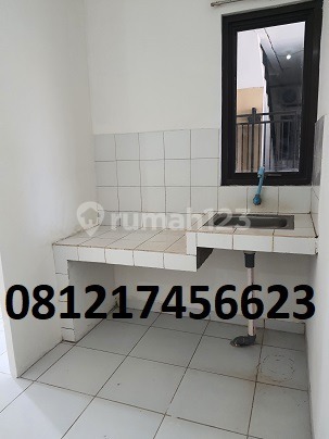Rented House with 2 Bedrooms in Bekasi near GGP and Pakuwon Mall with spacious parking area