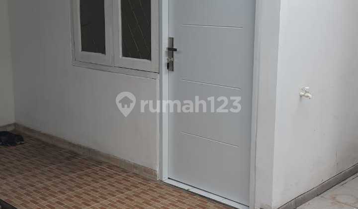 Rumah Kontrakan Nyaman dan Bebas Banjir Dgn 1 Kt Hanya 3 Menit ke Pakuwon Mall Bekasi dan Free Parkir Mobil Rumah Kontrakan Nyaman dan Bebas Banjir Dgn 1 Kt Hanya 3 Menit ke Pakuwon Mall Bekasi dan Free Parkir Mobil