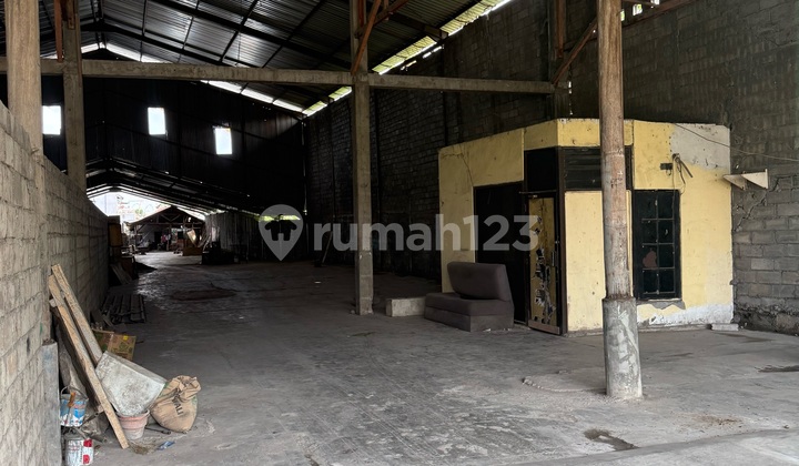 Warehouse 19Are on By Pass Ngurah Rai Sanur Warehouse 19Are on By Pass Ngurah Rai Sanur