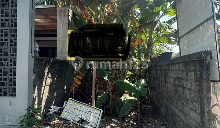 Land on Siligita Road in front of the Main Road.