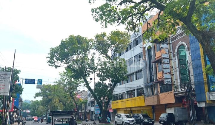 Strategic Shop House for Business on Katamso, Available for Combined or Individual Purchase 2