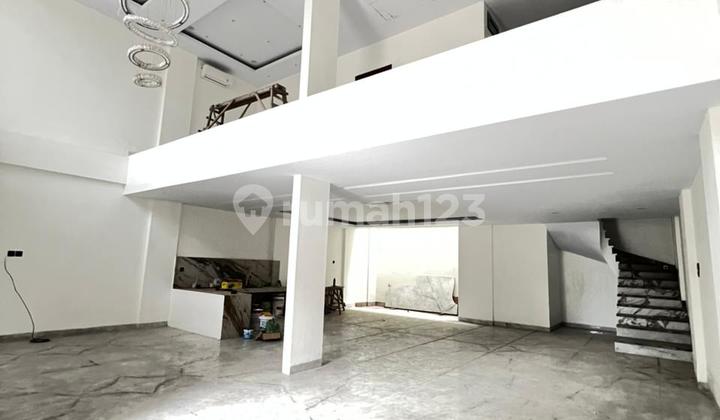 Luxurious Grand Villa in Citraland Gama City Cluster Ravelles 2