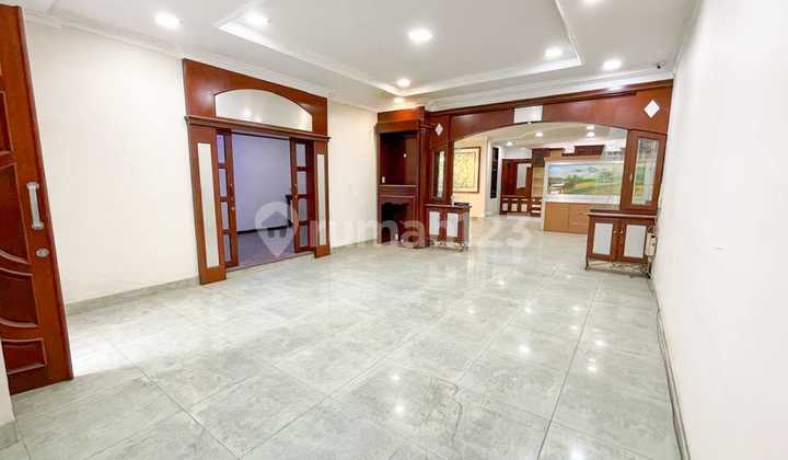 Jual Rumah Villa Semi Furnished Inti Kota Villa Jati Mas 2