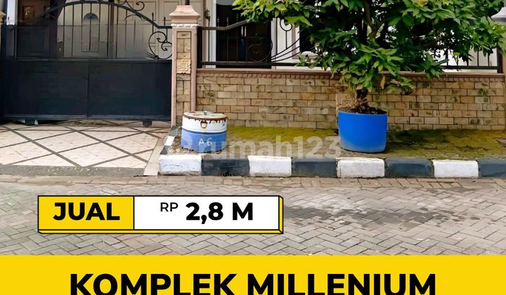 Wide 8-Meter House in the Heart of Millennium Square Complex