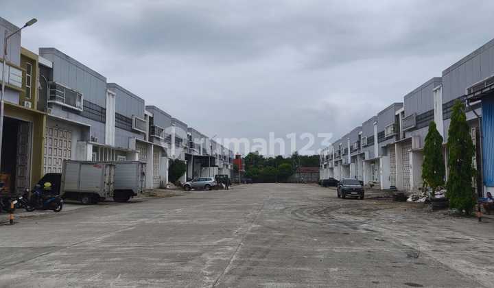 Jual Cepat Komplek Pergudangan Harmoni Luas 272M² Jual Cepat Komplek Pergudangan Harmoni Luas 272M²