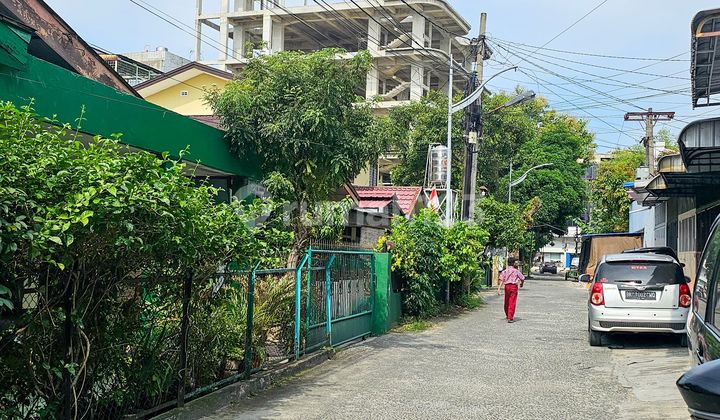 Core City House Fully Furnished 3.5 Levels Jl Bungur Adam Malik Core City House Fully Furnished 3.5 Levels Jl Bungur Adam Malik