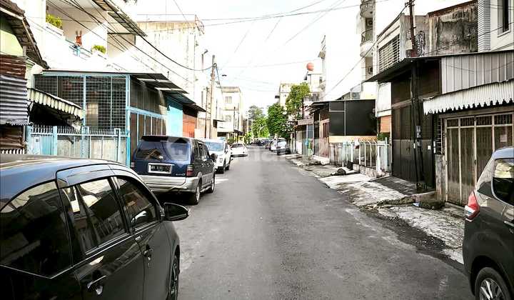 Ready-to-Occupy Shop House in Downtown Area, Jl Thamrin & Jl Sei Kera 2