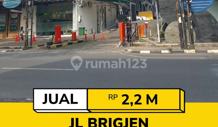 Strategic Shop House for Business on Katamso, Available for Combined or Individual Purchase 1