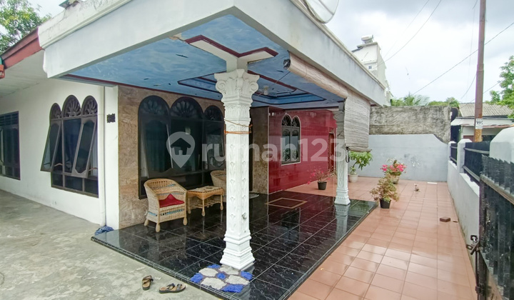 Rumah Asri Lebar 18 Meter - Siap Huni - Jl Sei Belutu - Selayang