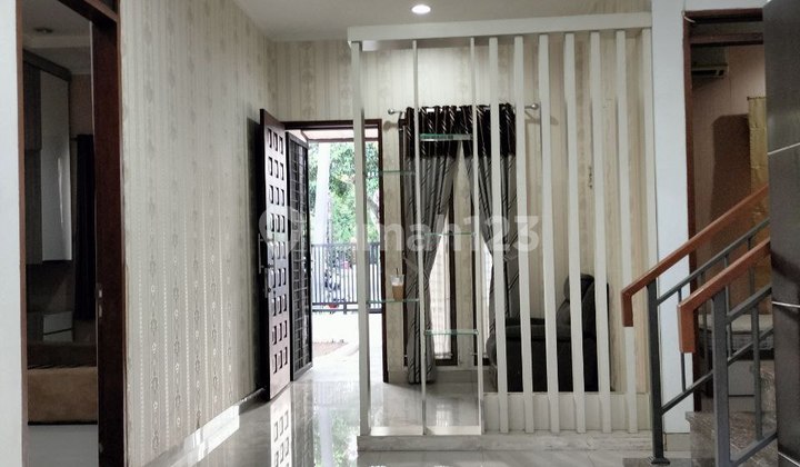 Good Minimalist House Ready to Occupy In Batununggal Indah Cluster One Gate System 2