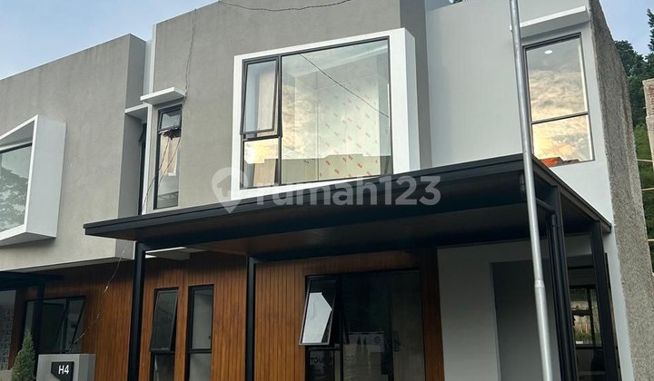 Rumah Baru Hunian Nyaman Di Dago Lingkungan Aman dan Sejuk Rumah Baru Hunian Nyaman Di Dago Lingkungan Aman dan Sejuk