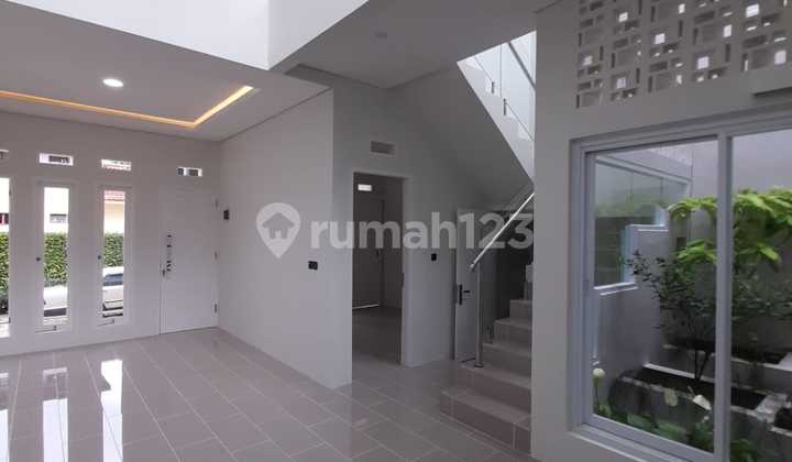 Rumah Minimalis Modern Di Cigadung Dekat Kampus ITB Dago