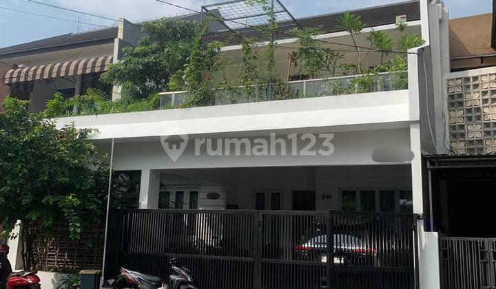 Rumah lux siap huni dalam cluster di batununggal jarang ada