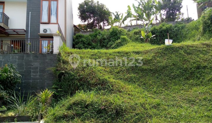 Land for sale ready to build below market price in Pondok Hijau.
