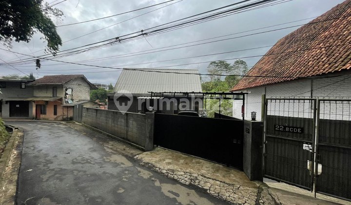 Rumah Cantik TerMurah di Ciumbuleuit Strategis Dekat Unpar jarang ada Rumah Cantik TerMurah di Ciumbuleuit Strategis Dekat Unpar jarang ada
