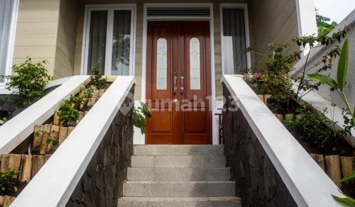 For Sale Villa House in Bojong Koneng Cikutra Area 2