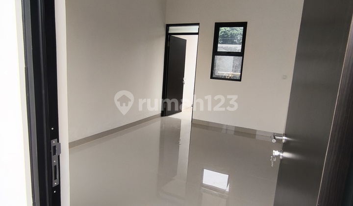 Rumah 2 Lantai Lokasi Strategis. Harga Minimalis Dan Cicilan Ekonomis 2