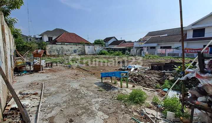 For Sale/ For Rent Strategic Roadside Land in Jebres, Solo