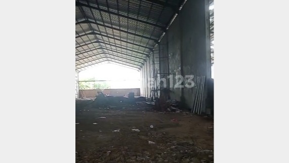 English translation: For Rent: New Factory or Warehouse in Parung Panjang - Bogor