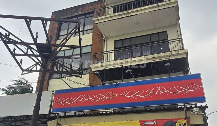 Ruko Jelupang 4 Lantai di BSD City, Tangerang Selatan