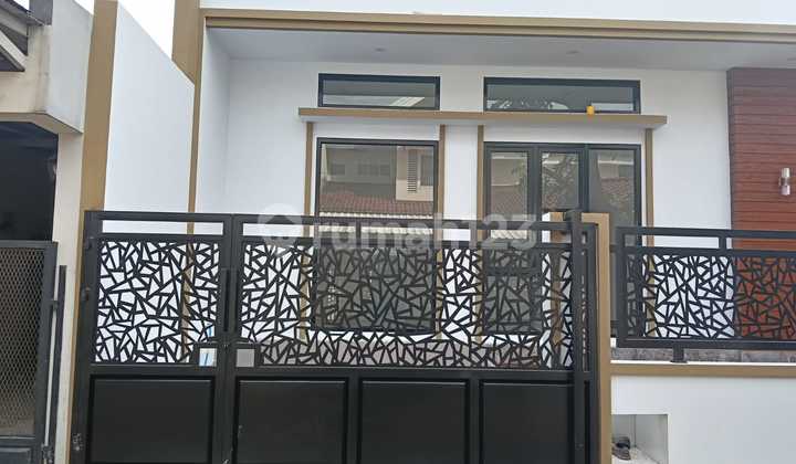 Rumah Hoek Minimalis Modern di Kencana Loka BSD, Tangerang Selatan Rumah Hoek Minimalis Modern di Kencana Loka BSD, Tangerang Selatan