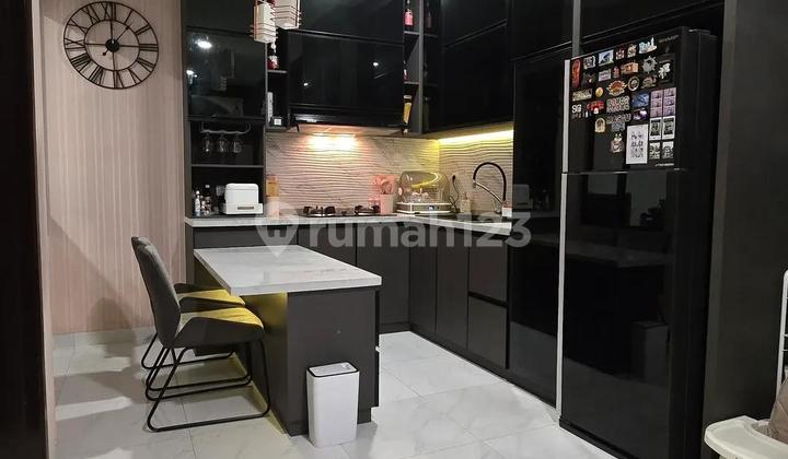 Rumah Bagus 2 Lantai di Lavon Swan City, Tangerang 2