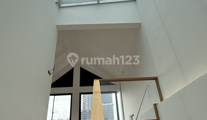 Rumah 3 Lantai di Foresta BSD, Tangerang Selatan 2