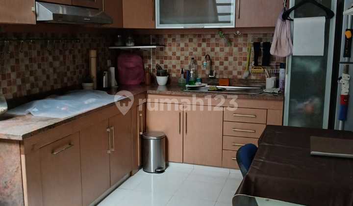 Rumah Asri Semi Furnish di Cluster Vineyard The Green Bsd, Tangerang Selatan 2