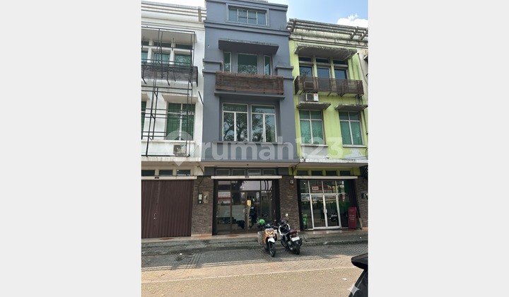 Dijual Ruko 3 Lantai Tol Boulevard, Bsd, Tangerang Selatan Dijual Ruko 3 Lantai Tol Boulevard, Bsd, Tangerang Selatan