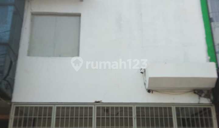 Di Jual Ruko 3 Lantai Tepi Jalan Raya Di Jual Ruko 3 Lantai Tepi Jalan Raya