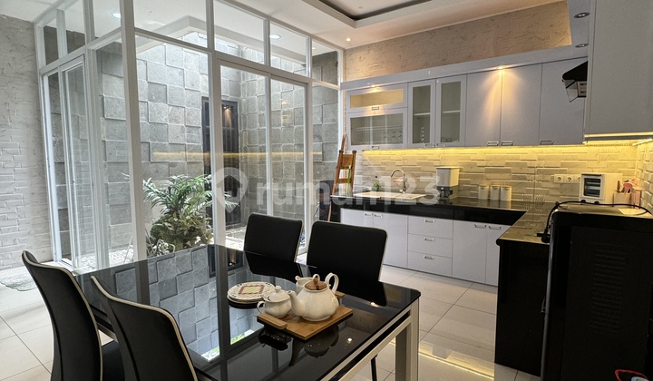 Rumah HGB Bagus di Summarecon Bandung Rumah HGB Bagus di Summarecon Bandung