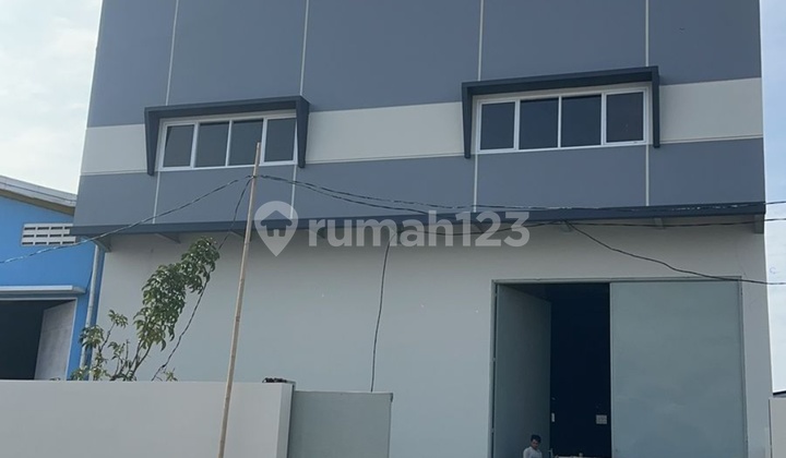 Ready-to-Use Warehouse with Office, Neat, Access Near PIK, Near Airport, Industrial Area on Jl. Raya Kali Baru, Jl. Raya Kalibaru E10, Laksana, Pakuhaji, Tangerang, Banten, Indonesia, 15570, Tangerang Ready-to-Use Warehouse with Office, Neat, Access Near PIK, Near Airport, Industrial Area on Jl. Raya Kali Baru, Jl. Raya Kalibaru E10, Laksana, Pakuhaji, Tangerang, Banten, Indonesia, 15570, Tangerang