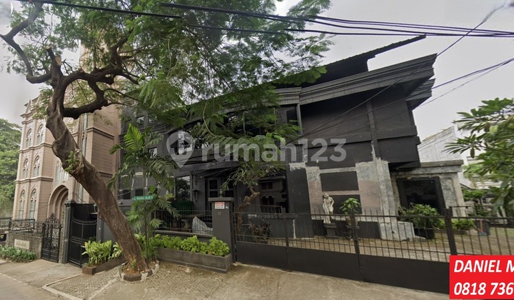 KEBAYORAN BARU HOUSE UNDER 1 M SOUTH JAKARTA