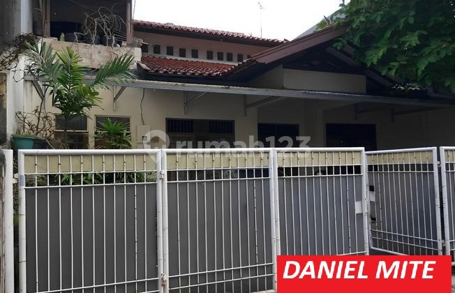 RUMAH GROGOL NURDIN JAKARTA BARAT