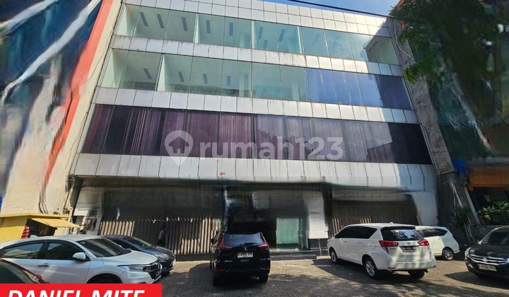 MELAWAI BODY POSITION BUILDING SOUTH JAKARTA MELAWAI BODY POSITION BUILDING SOUTH JAKARTA