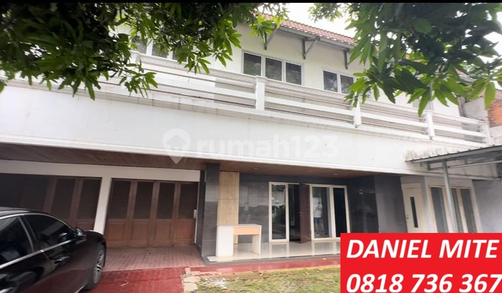 RUMAH PERKANTORAN JAKARTA SELATAN