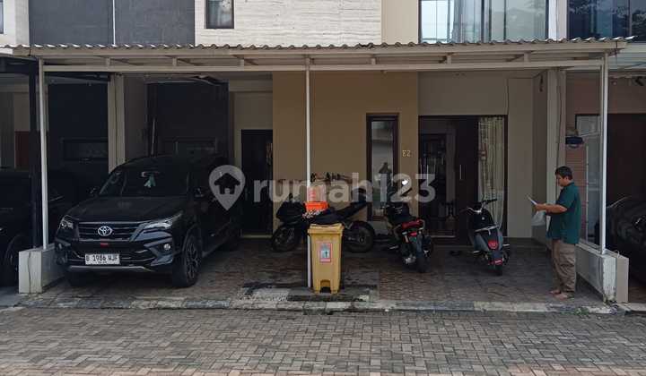 (acrbanten) Rumah SHM Bagus di Bumi Biru Teracces Residence Block E No. 2, Ciater, Serpong, Kota Tangerang Selatan, Banten, Indonesia, 15310, Serpong