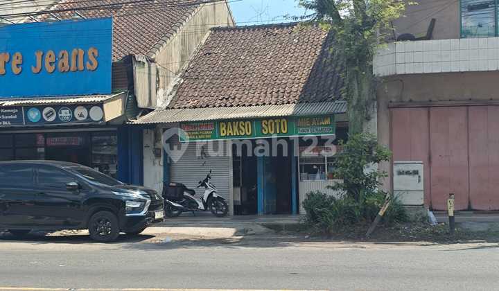 (acrbanten) Rumah Bagus di Jl. Raya Secang Magelang no 72, Rt 014 Rw 04, Secang, Secang, Magelang, Jawa Tengah, Indonesia, Secang SHM