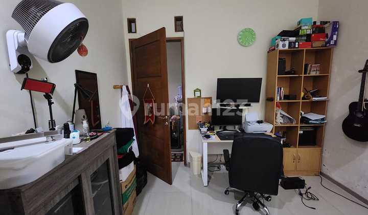 Rumah Bagus Beji, Depok 2