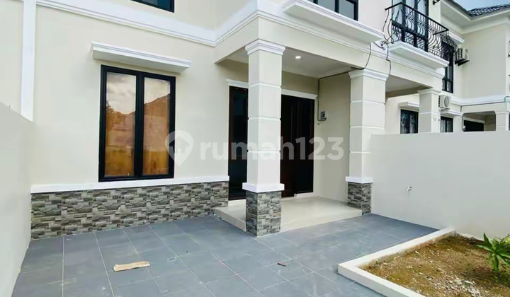 Bisa KPR, Rumah, 2 Lantai, SHM, 2