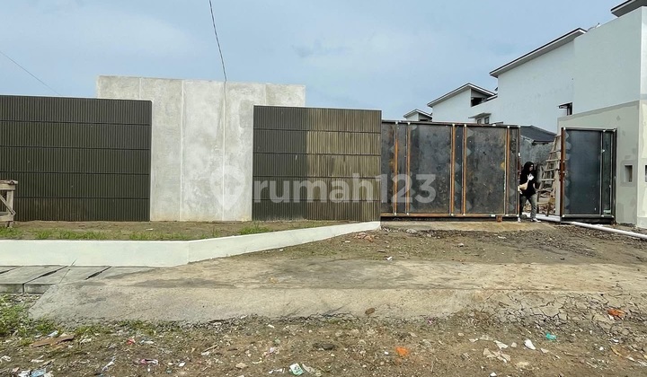 Rumah Mewah Ngumban Surbakti