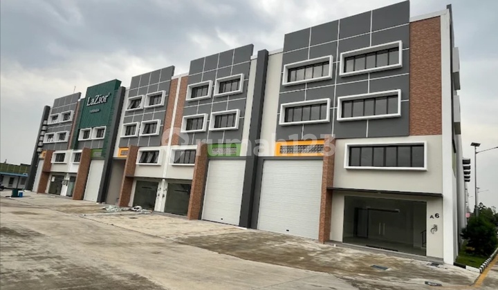 Ready-to-Use New Warehouse Building 1100 Daan Mogot