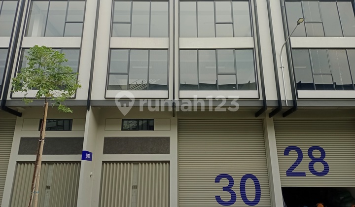 Duta Indah Starhub Gudang Lebar 9 & Kantor 4Lt