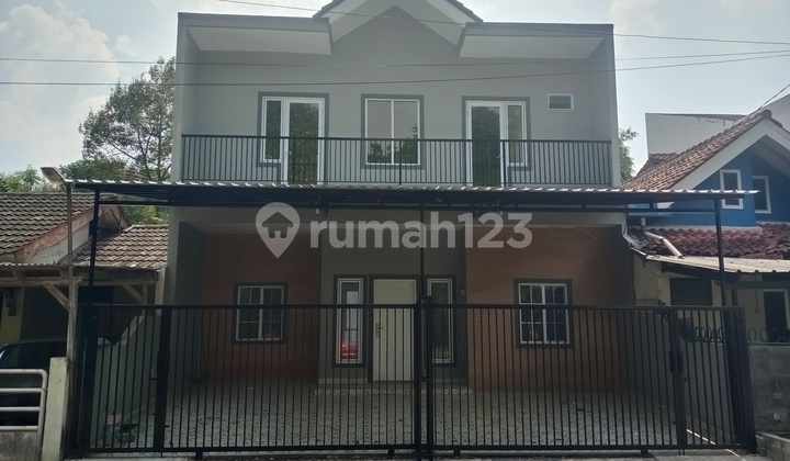 Griya Loka Bsd Sector 1.1 2-Story House Fully Renovated