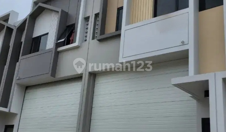 Gudang Taman Tekno X Luas Tanah 120M Bangunan 138M
