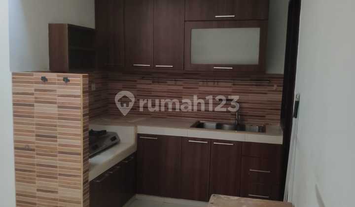 Ready-to-Occupy House in Asia Green Lake City Cluster Negotiable 2