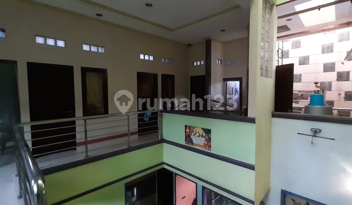 Ready-to-Occupy House in Grogol, West Jakarta, Strategic Location, Negotiable 2