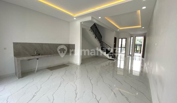 Rumah Cantik.di Kav Dki Jakarta Barat Lokasi Strategis Nego